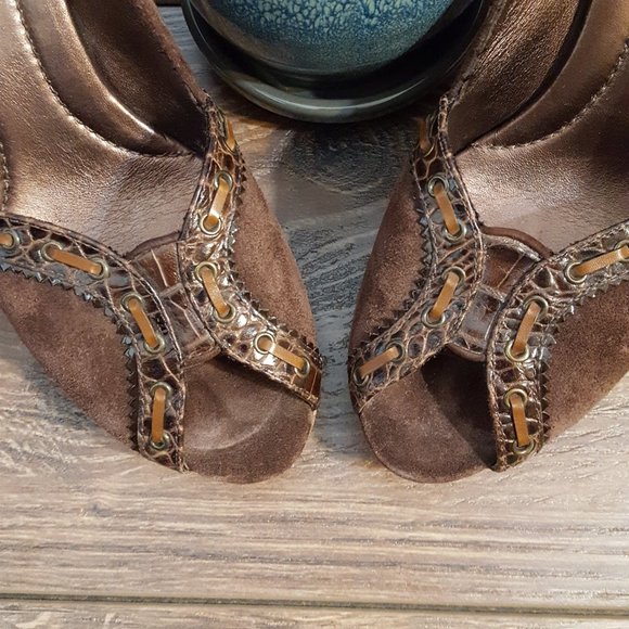 Cole Haan Brown Leather Suede Peep Toe Wedge - Picture 8 of 8